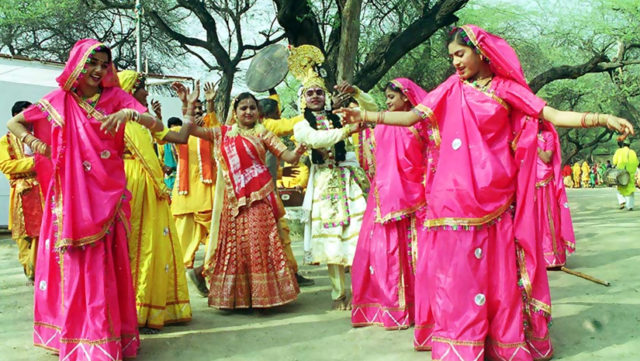 Traditional Dress of Madhya Pradesh